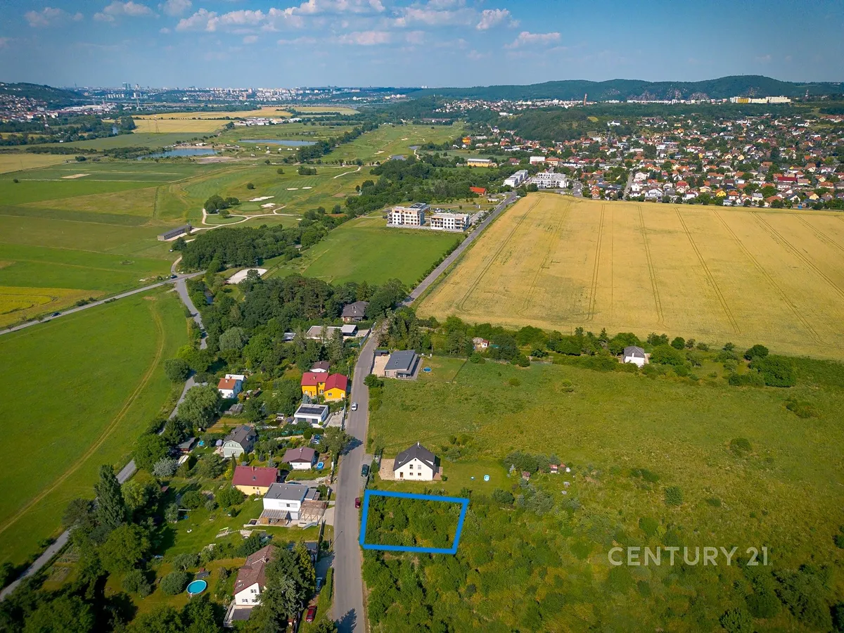 Prodej stavebního pozemku 744 m²